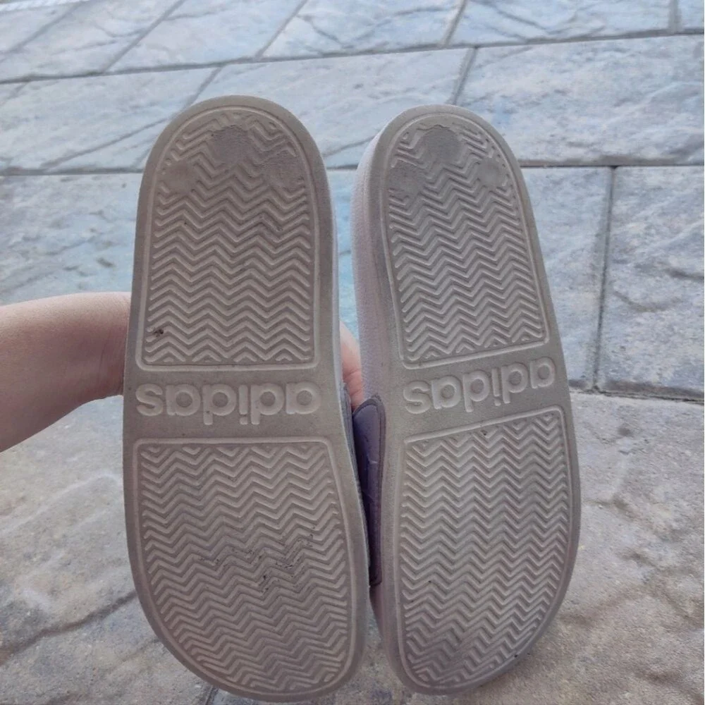 Disney frozen slides Adidas
